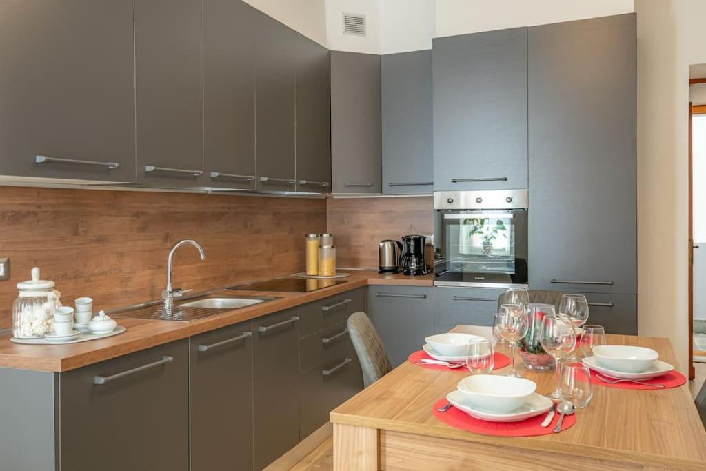 La Serena Large Apartment With Wifi, A/C, Private Parking Acquaseria Esterno foto